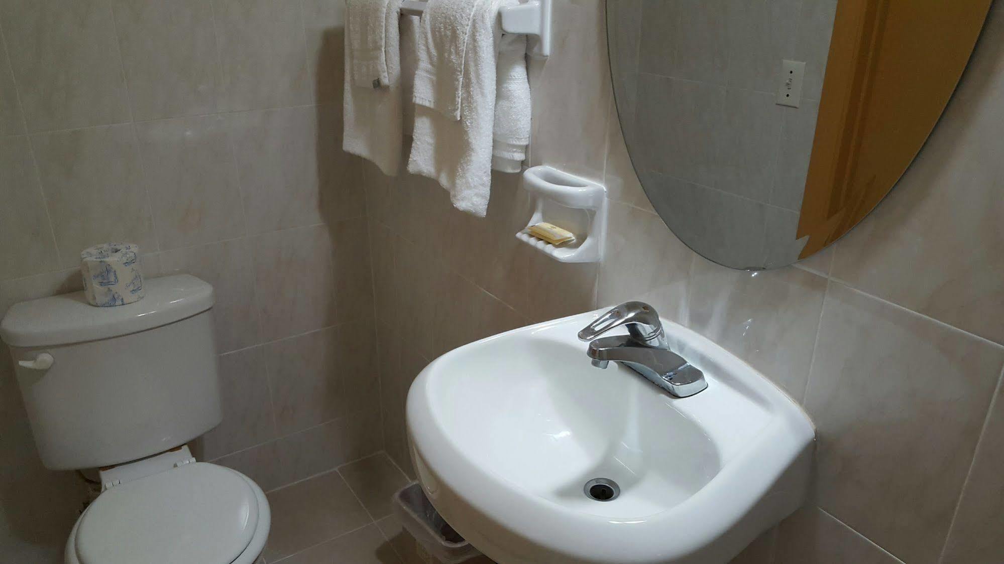 Deluxe Inn Motel - Homestead Kültér fotó